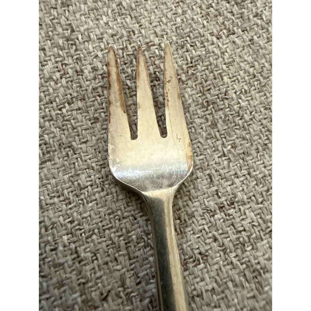 Reed & Barton Bullocks‎ Los Angeles Cocktail Fork Silverplate 5.5
